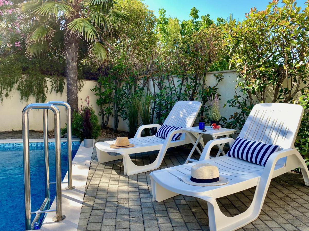 Private Pool And Mediterranean Garden Apt Mia Сило Экстерьер фото